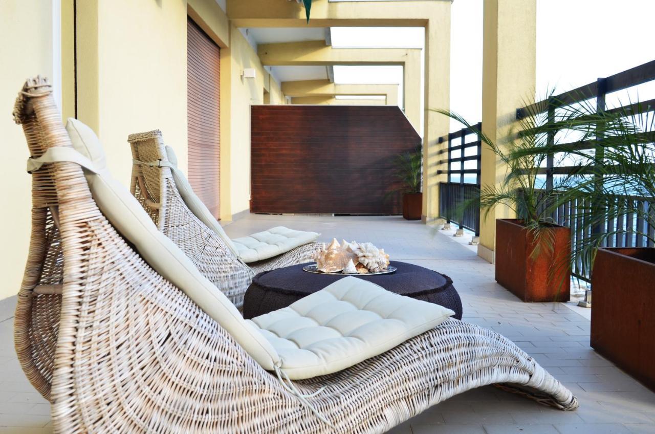 Ferienwohnung Piazza Nember Attico Con Vista Mare Lido di Jesolo Exterior foto